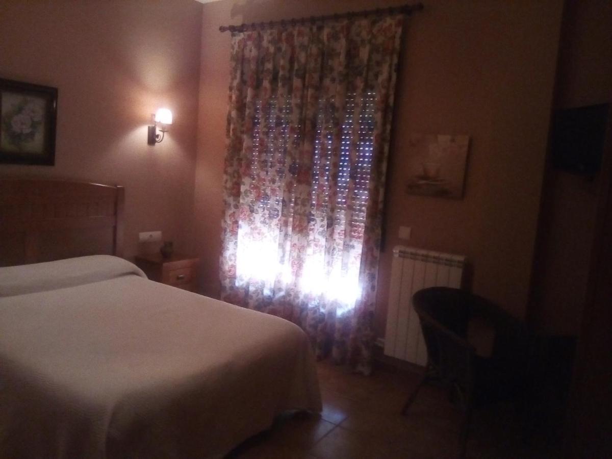 Hostal Sol De La Vega Albarracin Ngoại thất bức ảnh